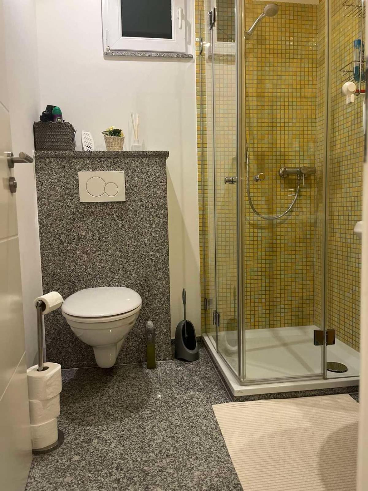 Sinisa Apartman Vir Exterior photo